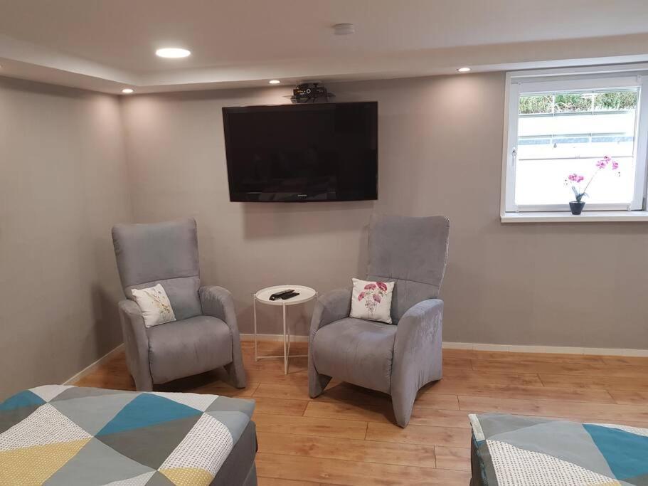 Ferienwohnung Bela, Naehe Nuerburgring Luxem 외부 사진