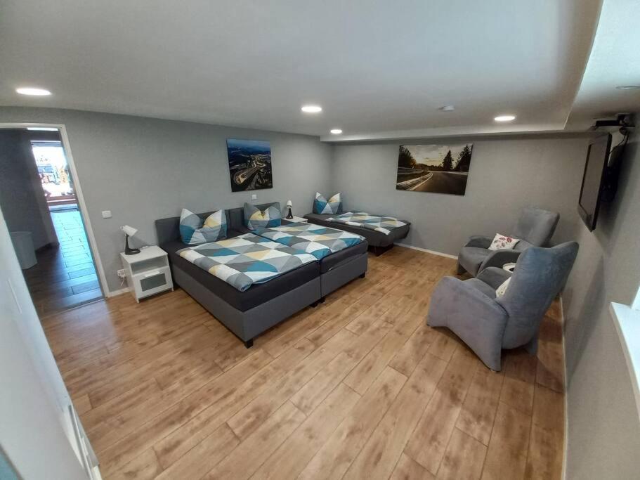 Ferienwohnung Bela, Naehe Nuerburgring Luxem 외부 사진